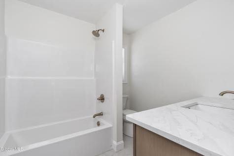 223 Pinewood Drive Schenectady NY 12303