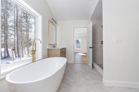 223 Pinewood Drive Schenectady NY 12303