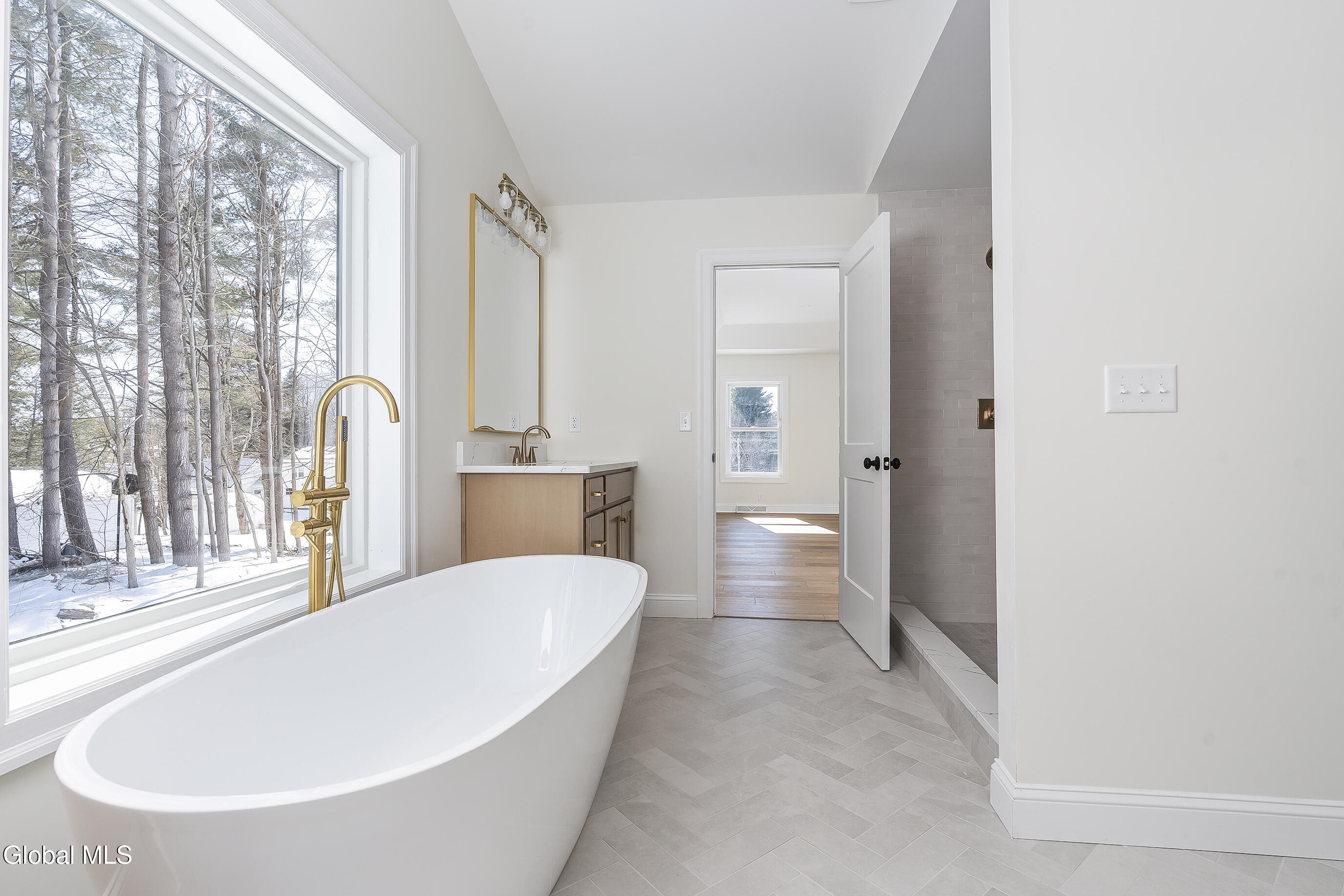 223 Pinewood Drive Schenectady NY 12303