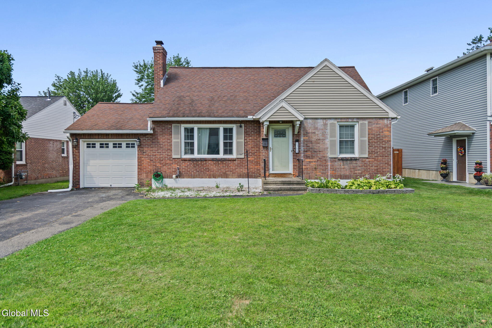 1309 Sumner Avenue Schenectady NY 12309