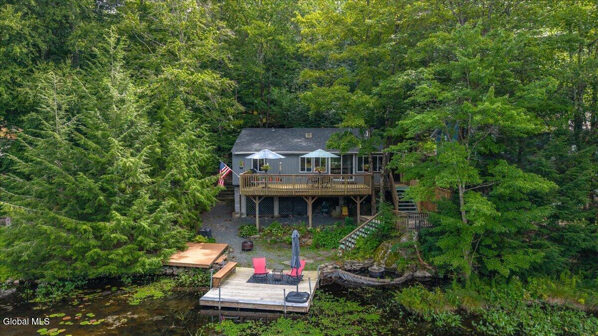 50 Lake Camp Way Cropseyville NY 12052