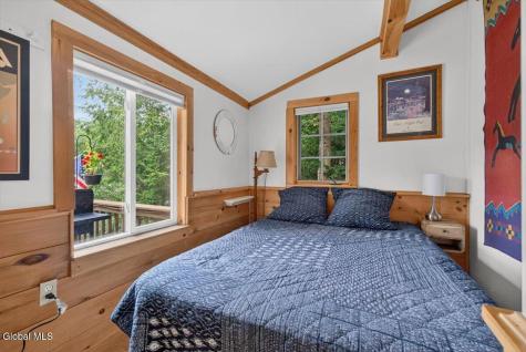 50 Lake Camp Way Cropseyville NY 12052