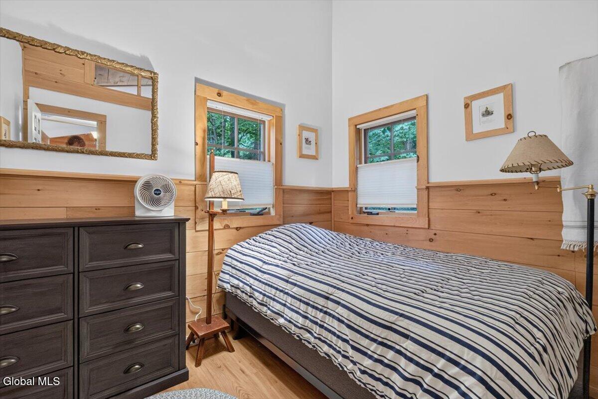 50 Lake Camp Way Cropseyville NY 12052