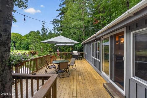50 Lake Camp Way Cropseyville NY 12052