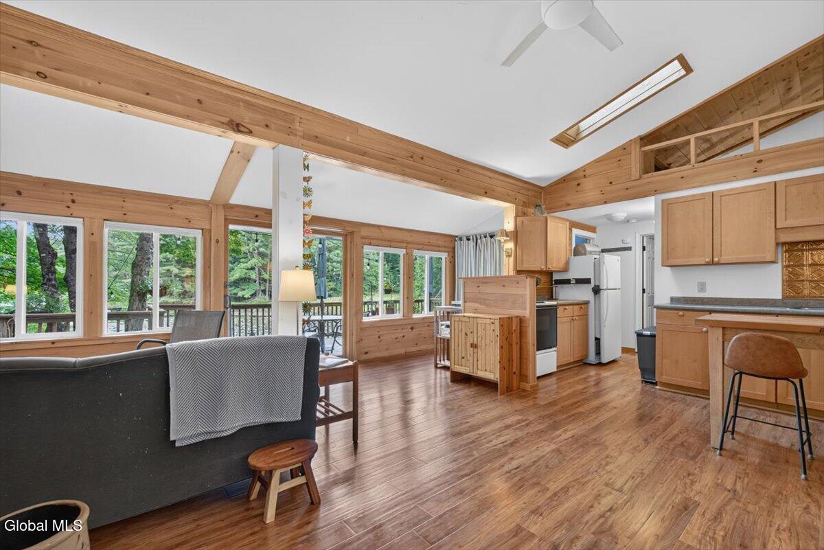 50 Lake Camp Way Cropseyville NY 12052