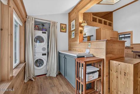 50 Lake Camp Way Cropseyville NY 12052