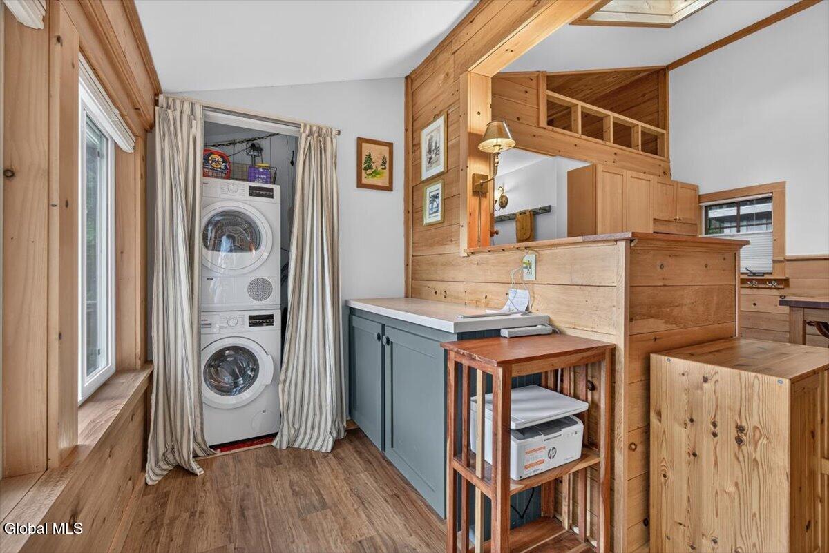 50 Lake Camp Way Cropseyville NY 12052