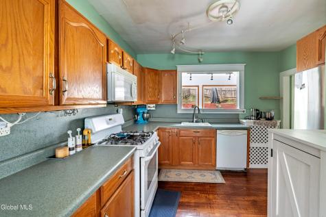 11 Putnam Street Troy NY 12180