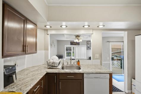 28 Grant Avenue Albany NY 12206