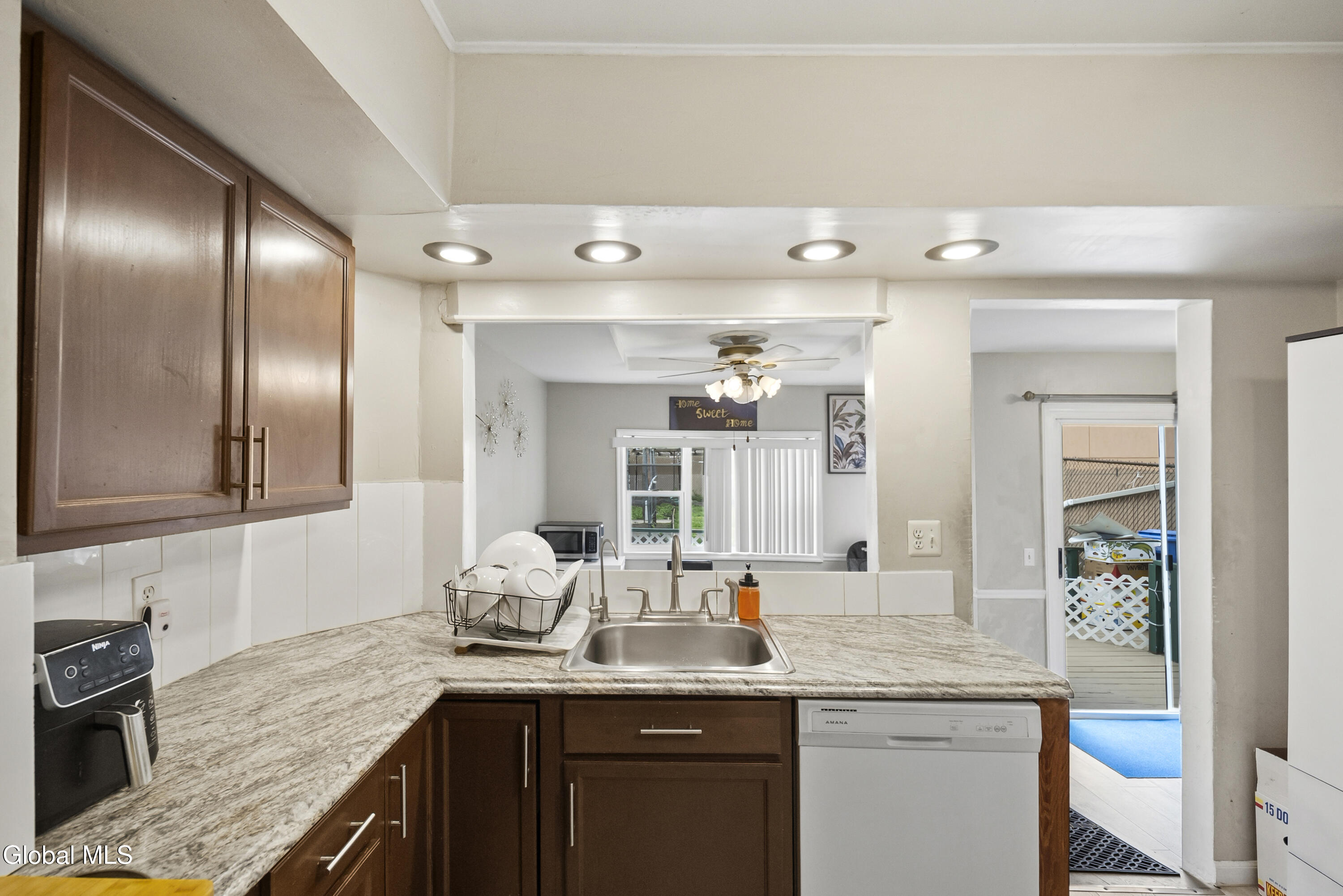 28 Grant Avenue Albany NY 12206