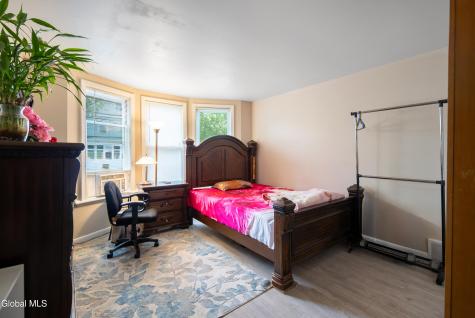 28 Grant Avenue Albany NY 12206