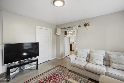 28 Grant Avenue Albany NY 12206