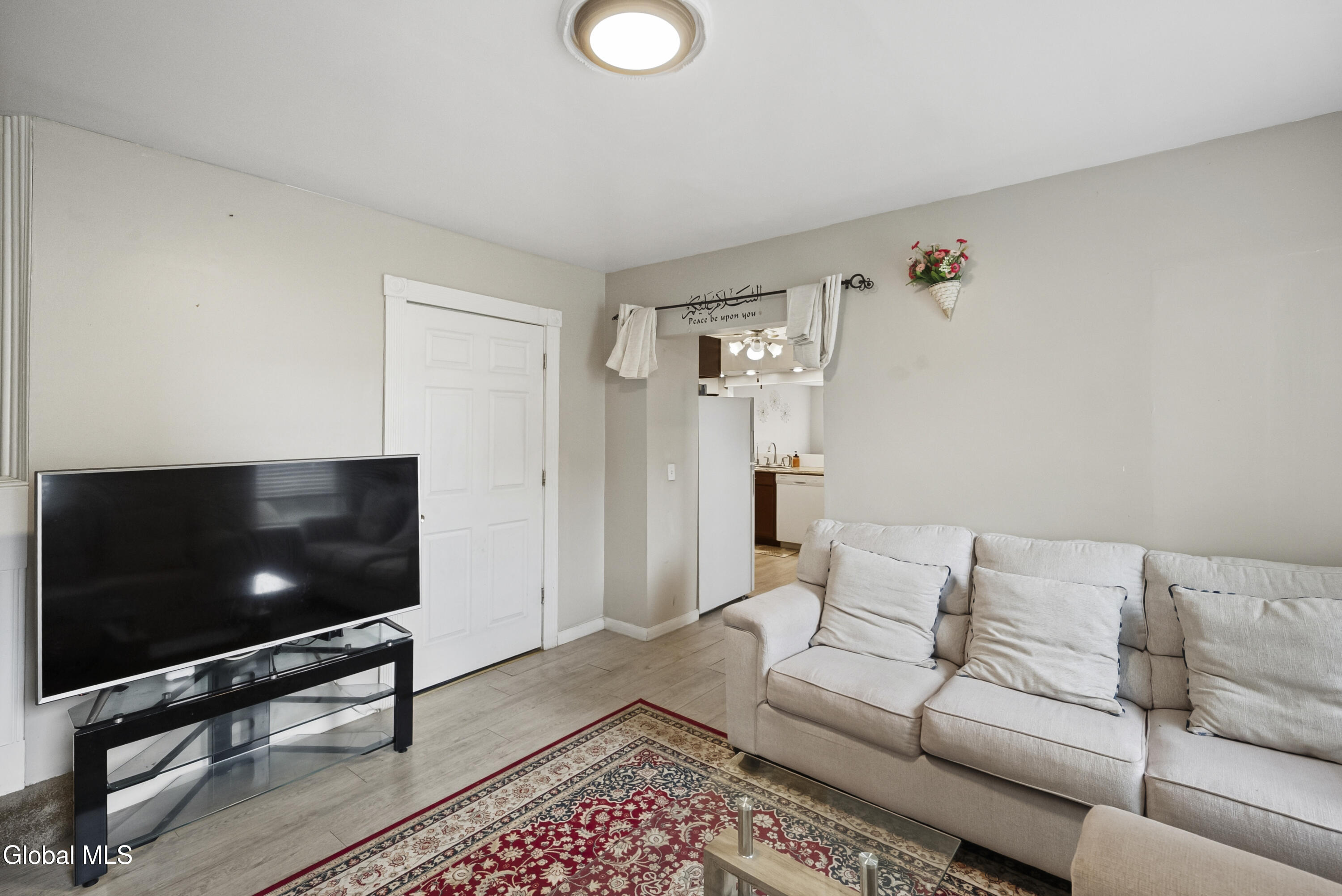 28 Grant Avenue Albany NY 12206