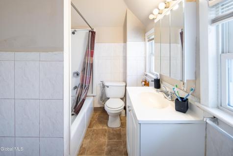 28 Grant Avenue Albany NY 12206