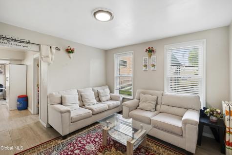 28 Grant Avenue Albany NY 12206
