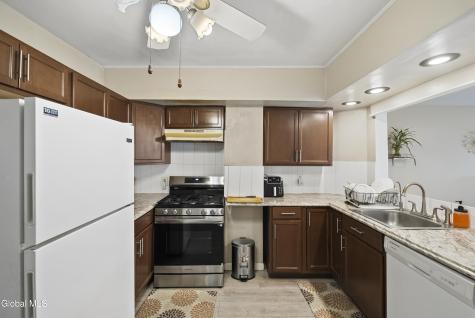 28 Grant Avenue Albany NY 12206