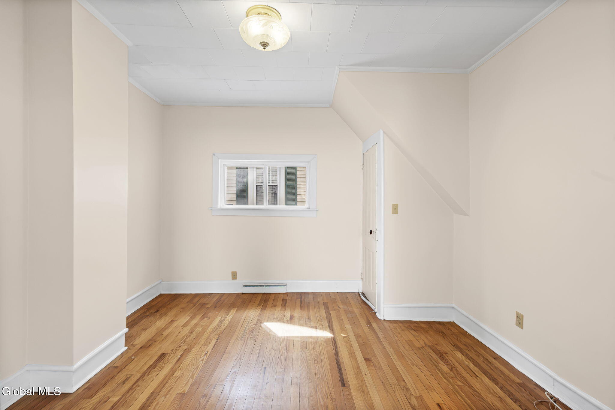 3 Ball Place Watervliet NY 12189