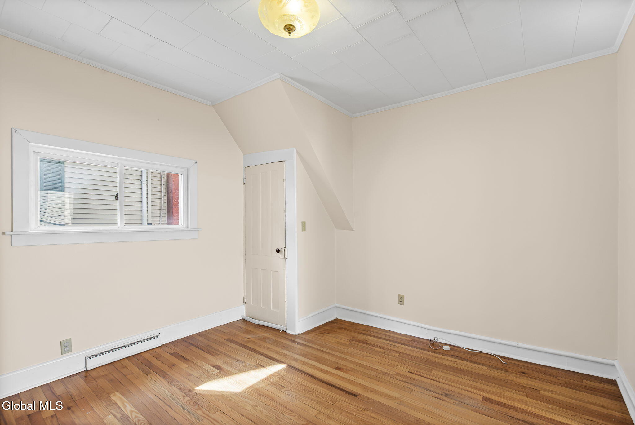 3 Ball Place Watervliet NY 12189