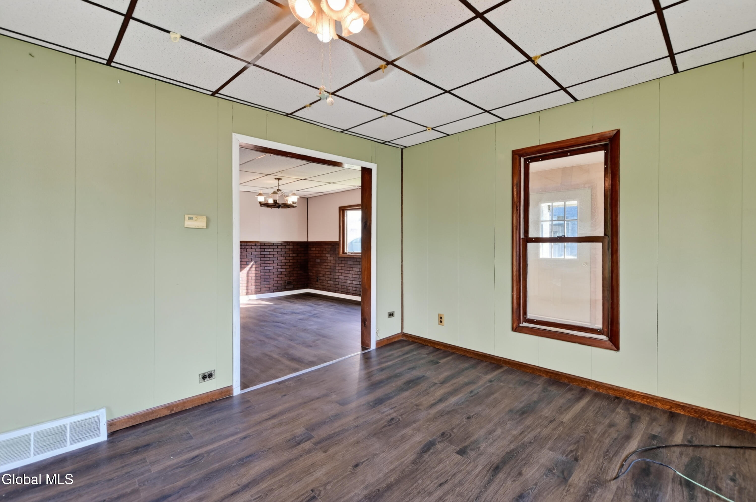 10 W 11th Avenue Gloversville NY 12078