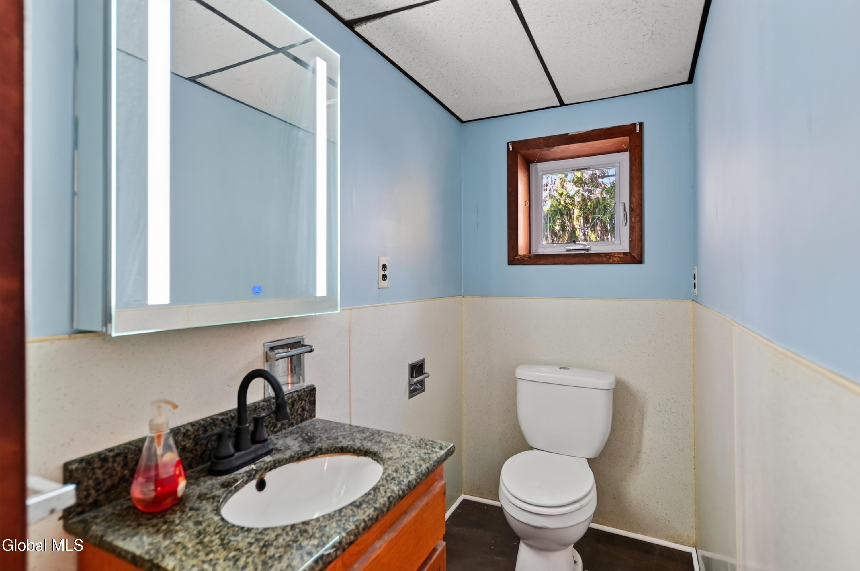10 W 11th Avenue Gloversville NY 12078