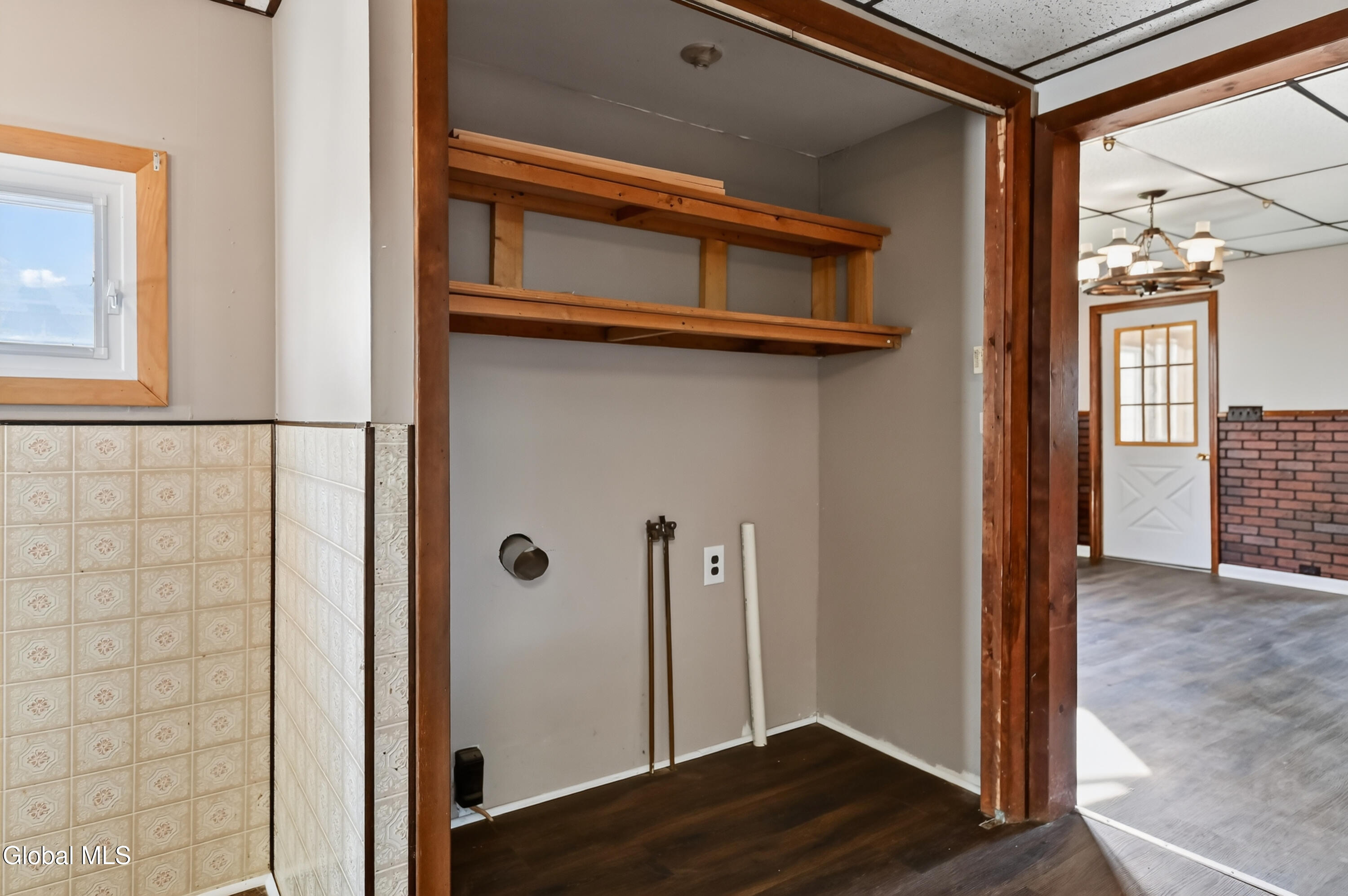 10 W 11th Avenue Gloversville NY 12078