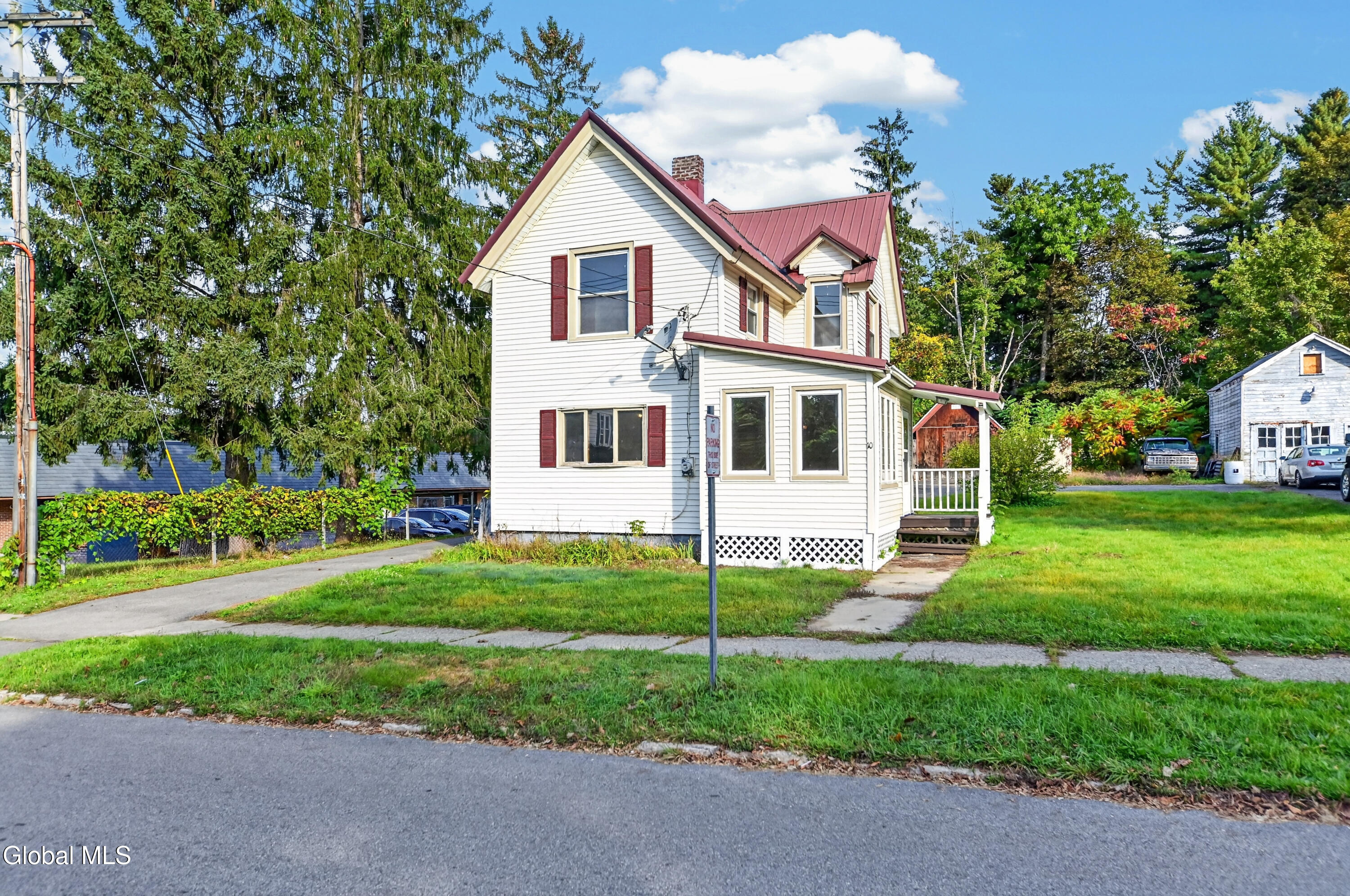 10 W 11th Avenue Gloversville NY 12078