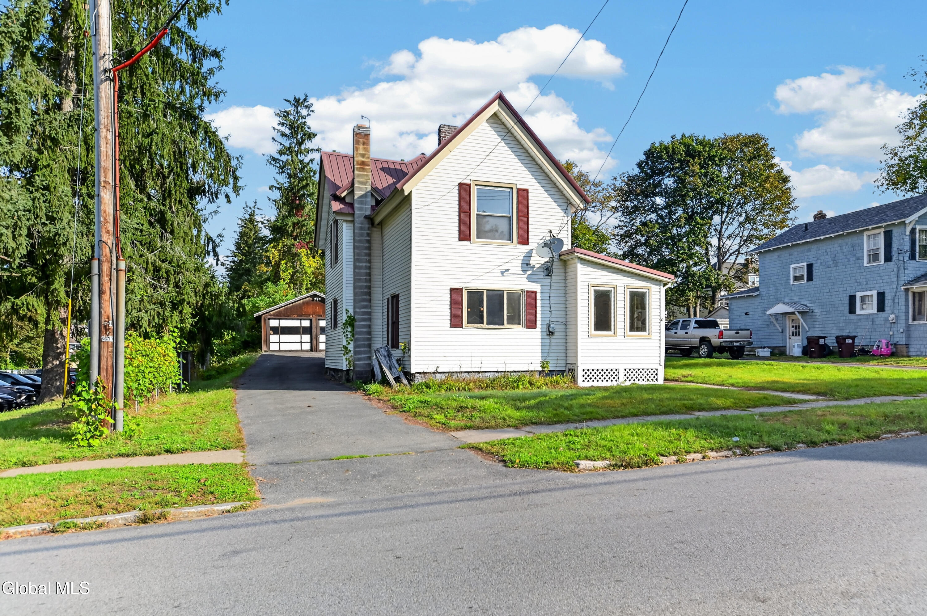 10 W 11th Avenue Gloversville NY 12078