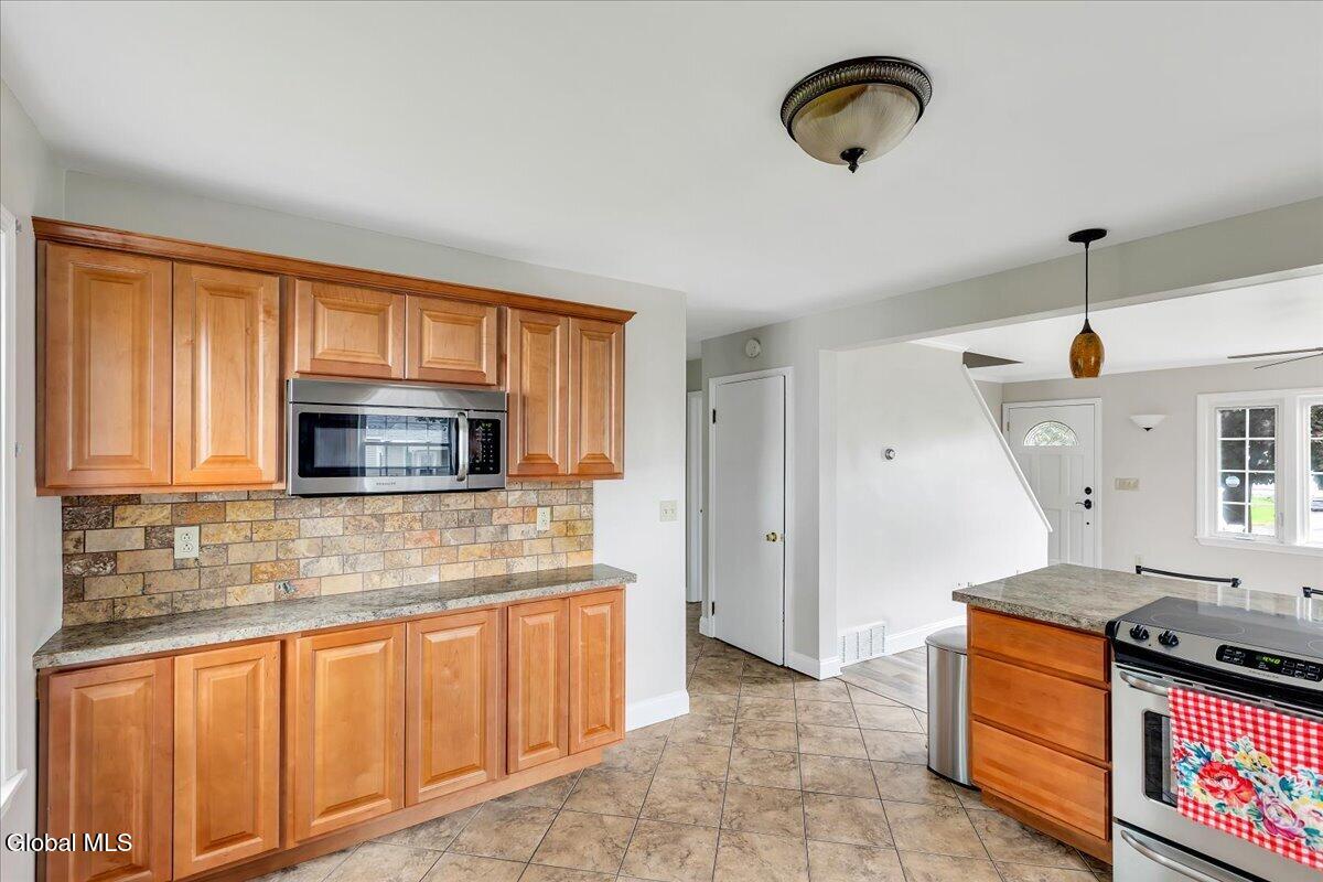 3285 Franklin Street Rotterdam NY 12306