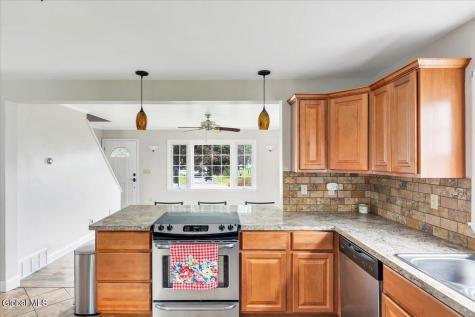 3285 Franklin Street Rotterdam NY 12306