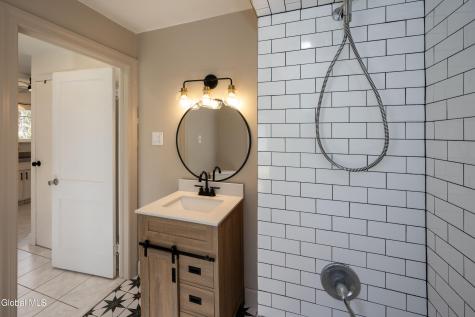 84 Pashley Road Glenville NY 12302