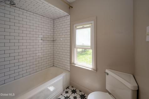 84 Pashley Road Glenville NY 12302