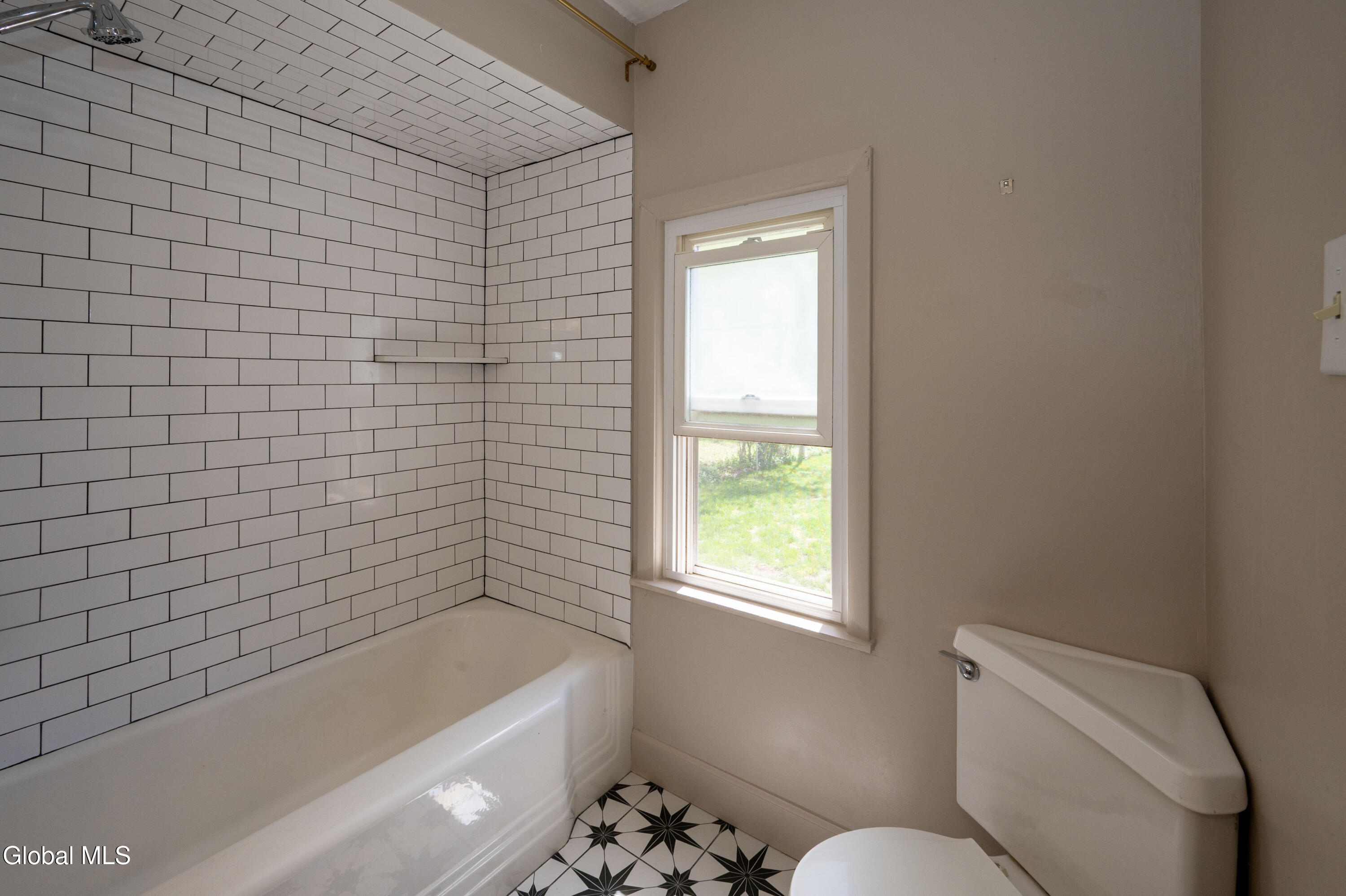 84 Pashley Road Glenville NY 12302