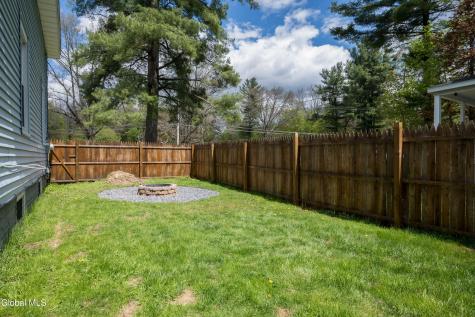 84 Pashley Road Glenville NY 12302