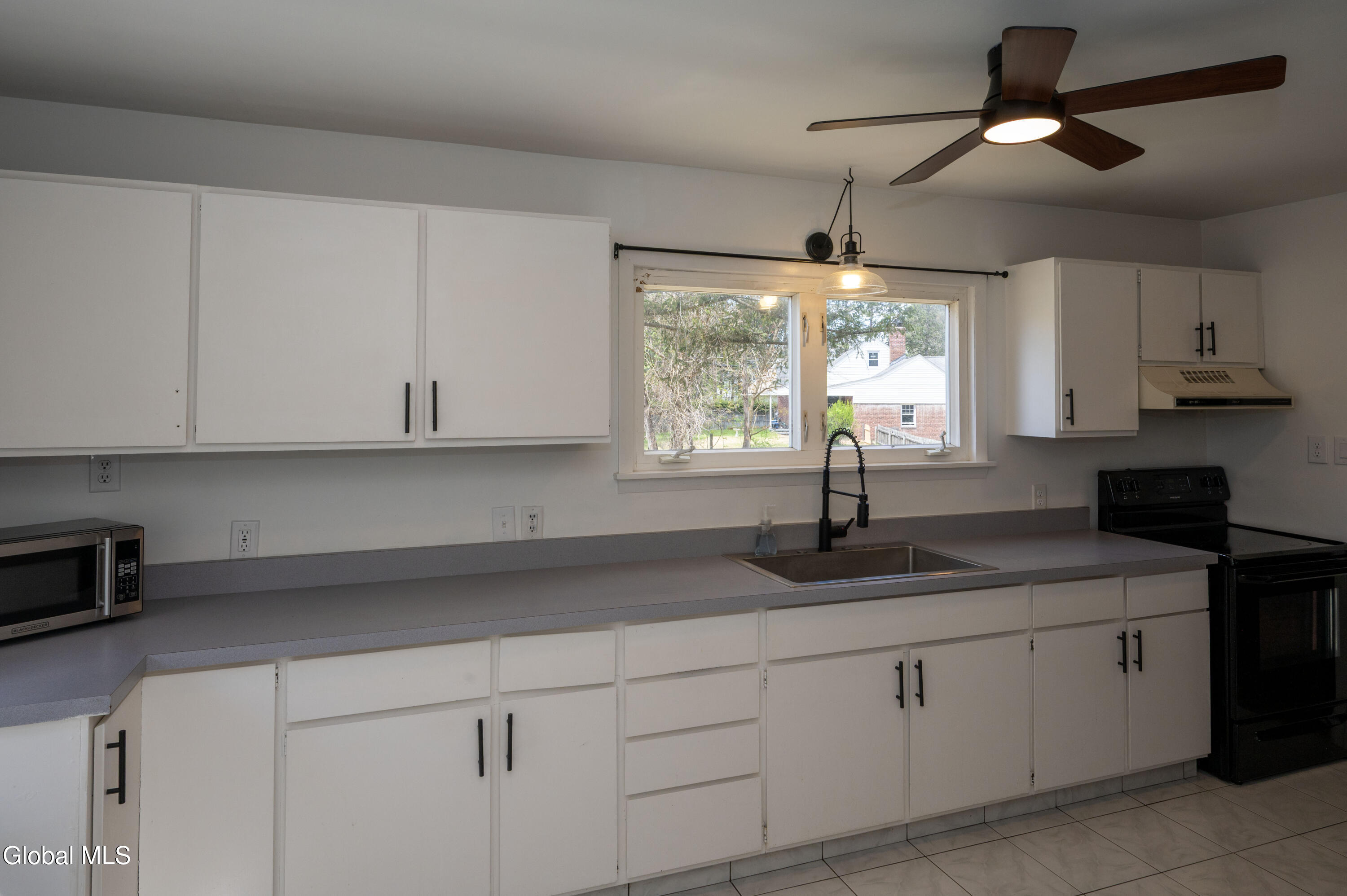 84 Pashley Road Glenville NY 12302