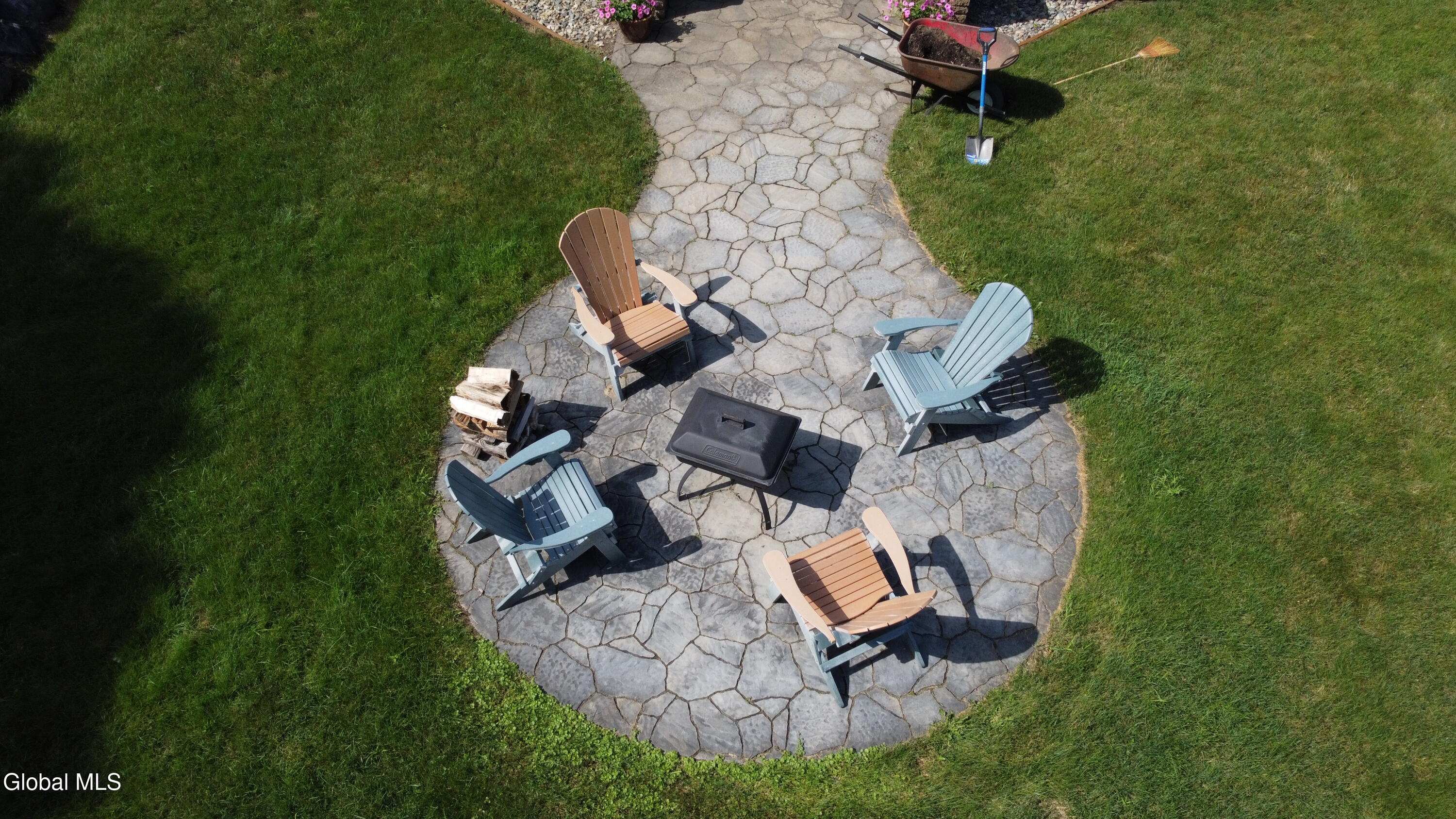 33 Maid Marion Way Queensbury NY 12804