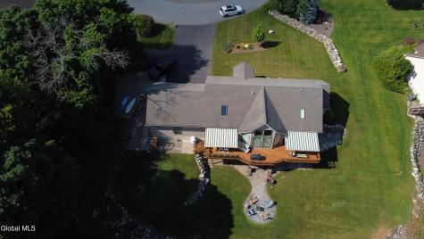 33 Maid Marion Way Queensbury NY 12804