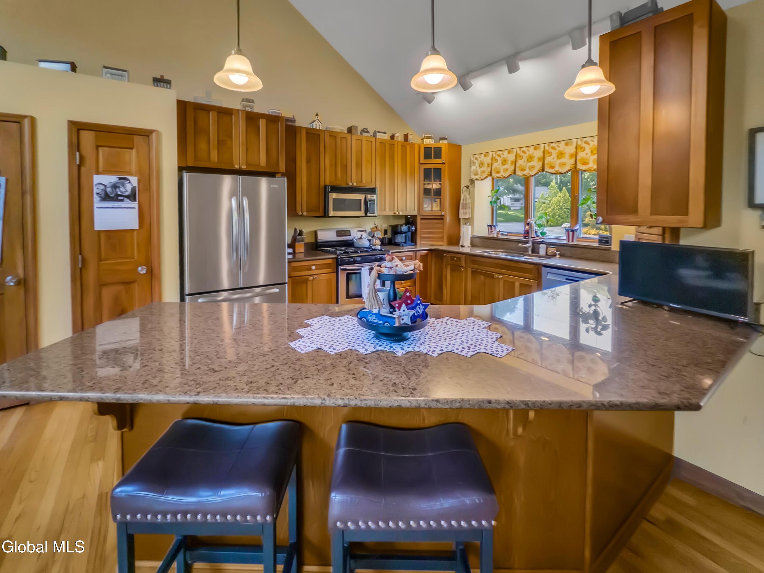 33 Maid Marion Way Queensbury NY 12804