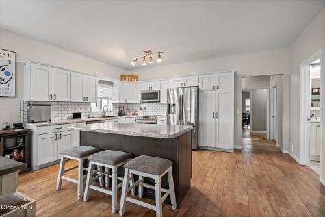 543 Verbeck Avenue Schaghticoke NY 12154