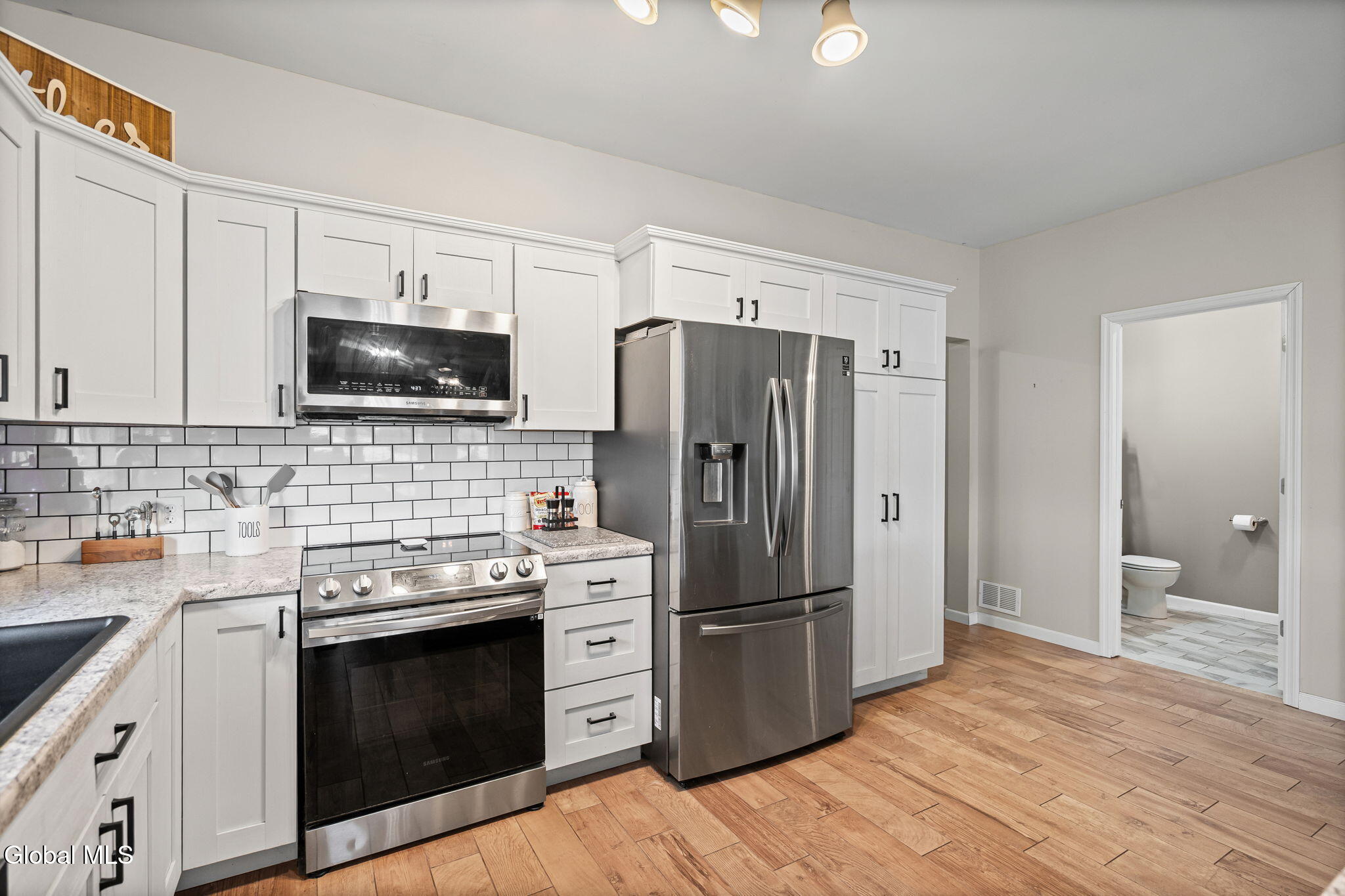 543 Verbeck Avenue Schaghticoke NY 12154