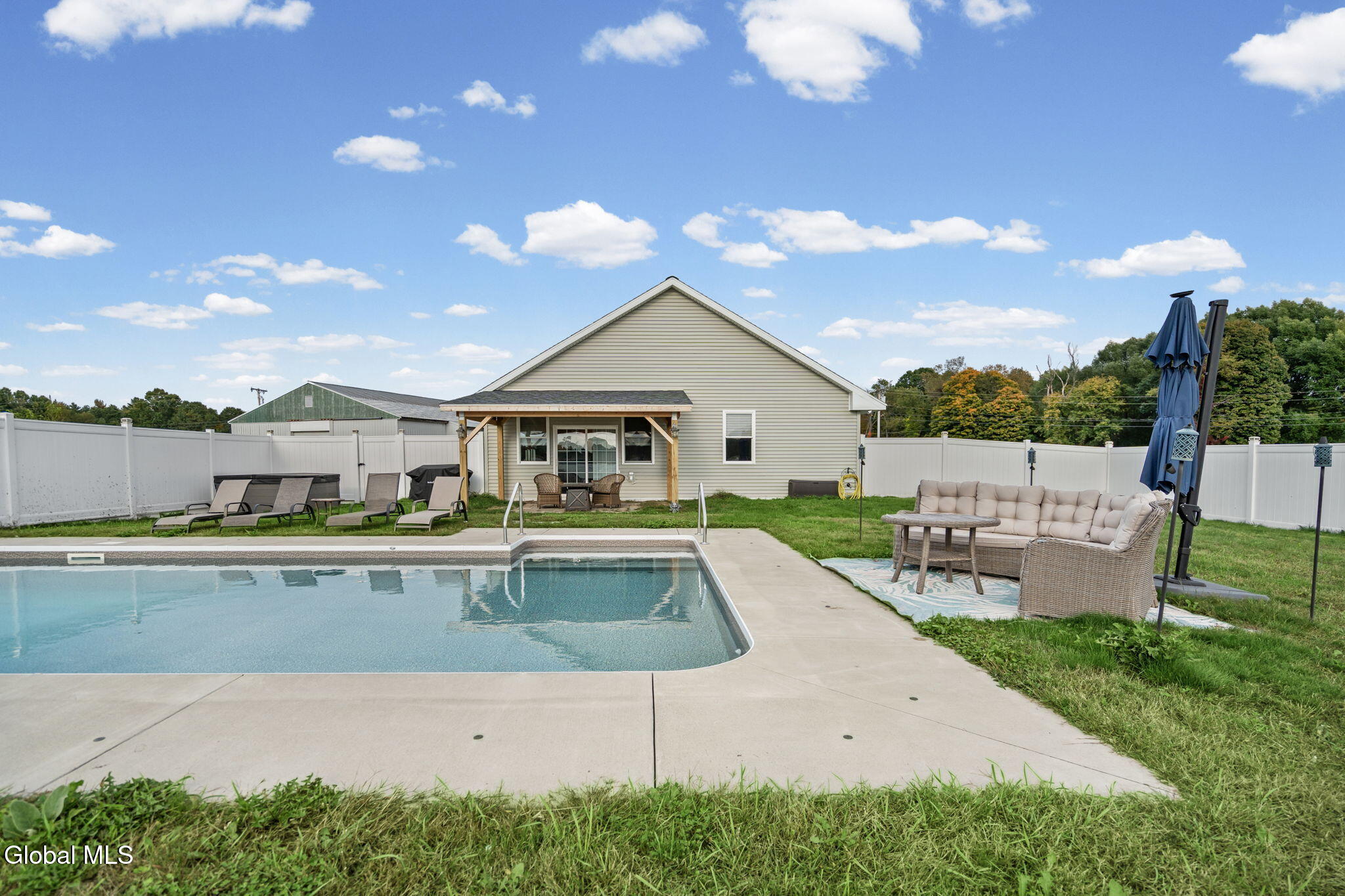 543 Verbeck Avenue Schaghticoke NY 12154