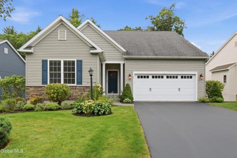 17 Linden Drive Clifton Park NY 12065