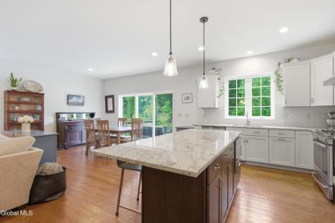 17 Linden Drive Clifton Park NY 12065