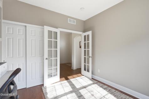 17 Linden Drive Clifton Park NY 12065