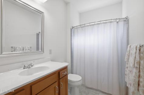 17 Linden Drive Clifton Park NY 12065