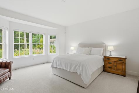 17 Linden Drive Clifton Park NY 12065