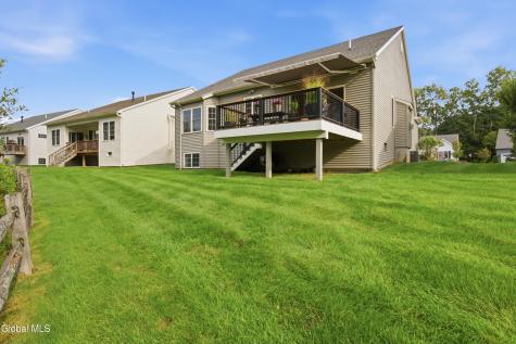 17 Linden Drive Clifton Park NY 12065