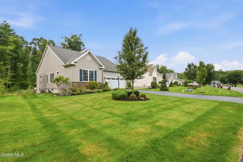 17 Linden Drive Clifton Park NY 12065