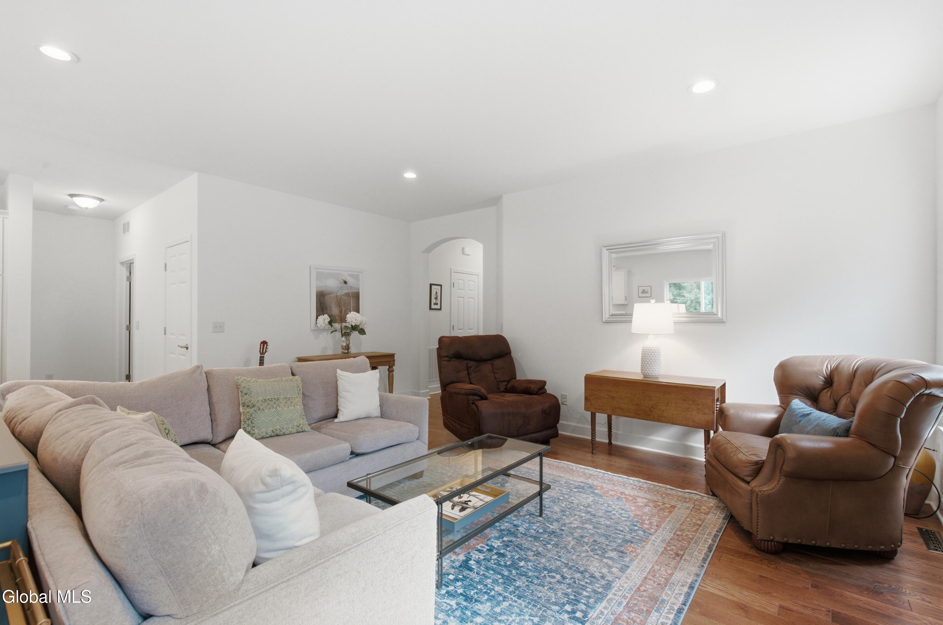 17 Linden Drive Clifton Park NY 12065