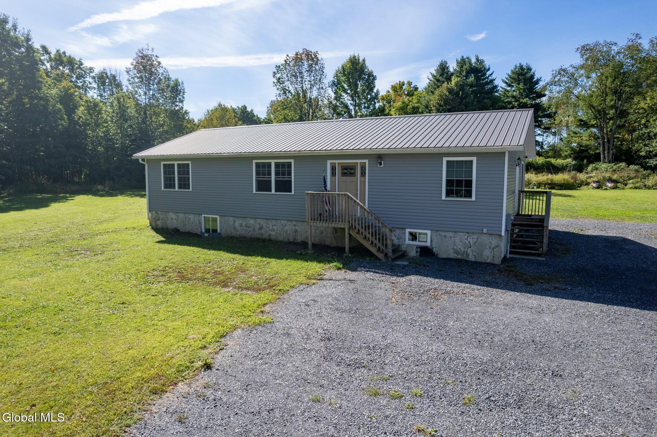 1028 State Highway 67 Johnstown NY 12095