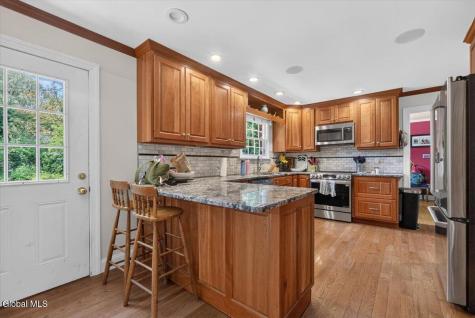 845 Northumberland Drive Niskayuna NY 12309